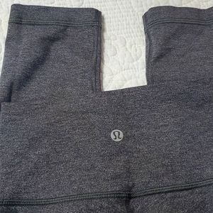 Lululemon cropped leggings
